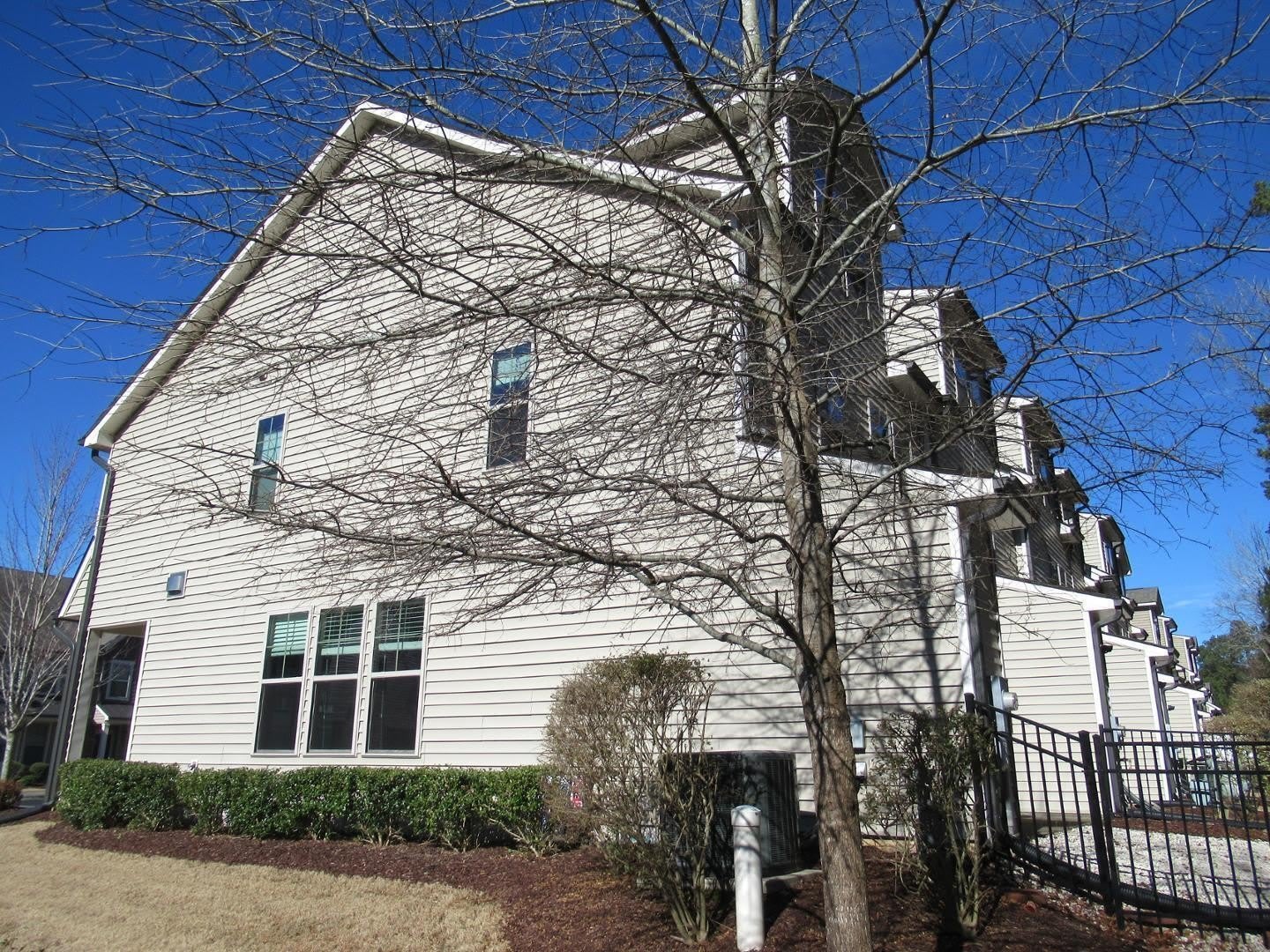 1125 Midtowne Way – photo 3
