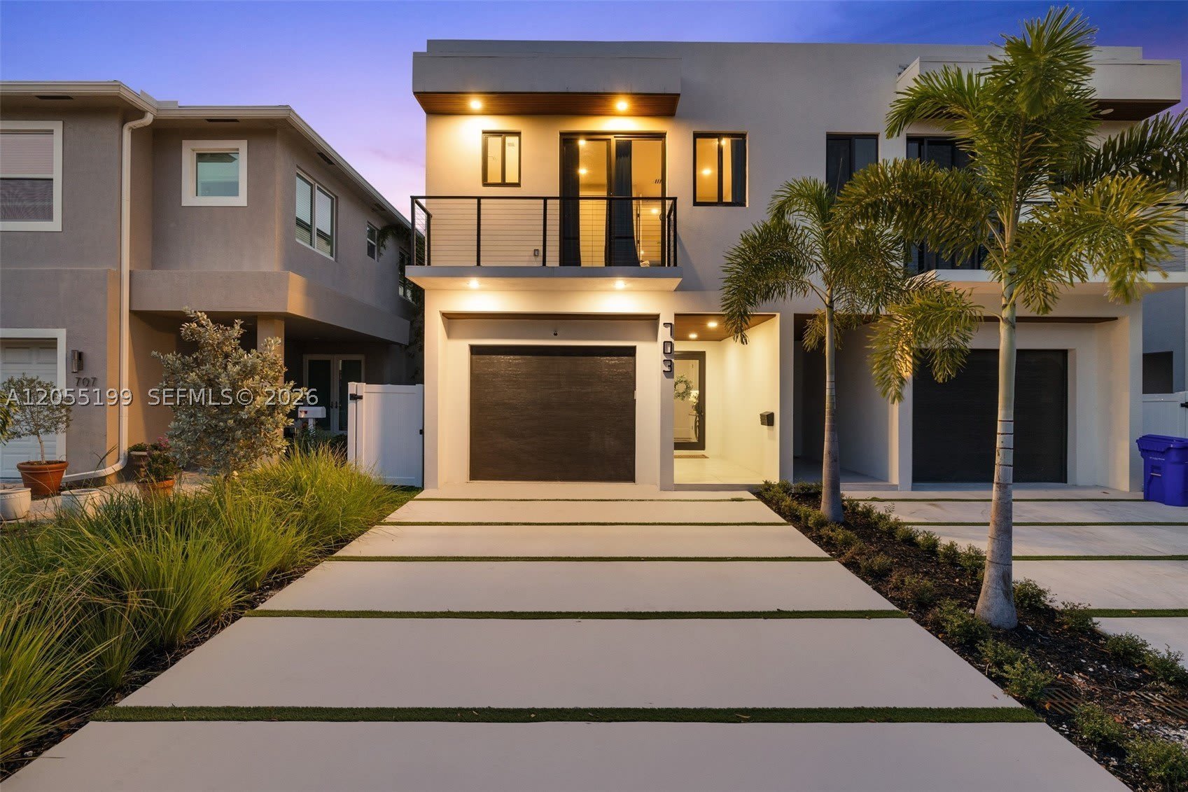 703 SW 17th St – photo 1