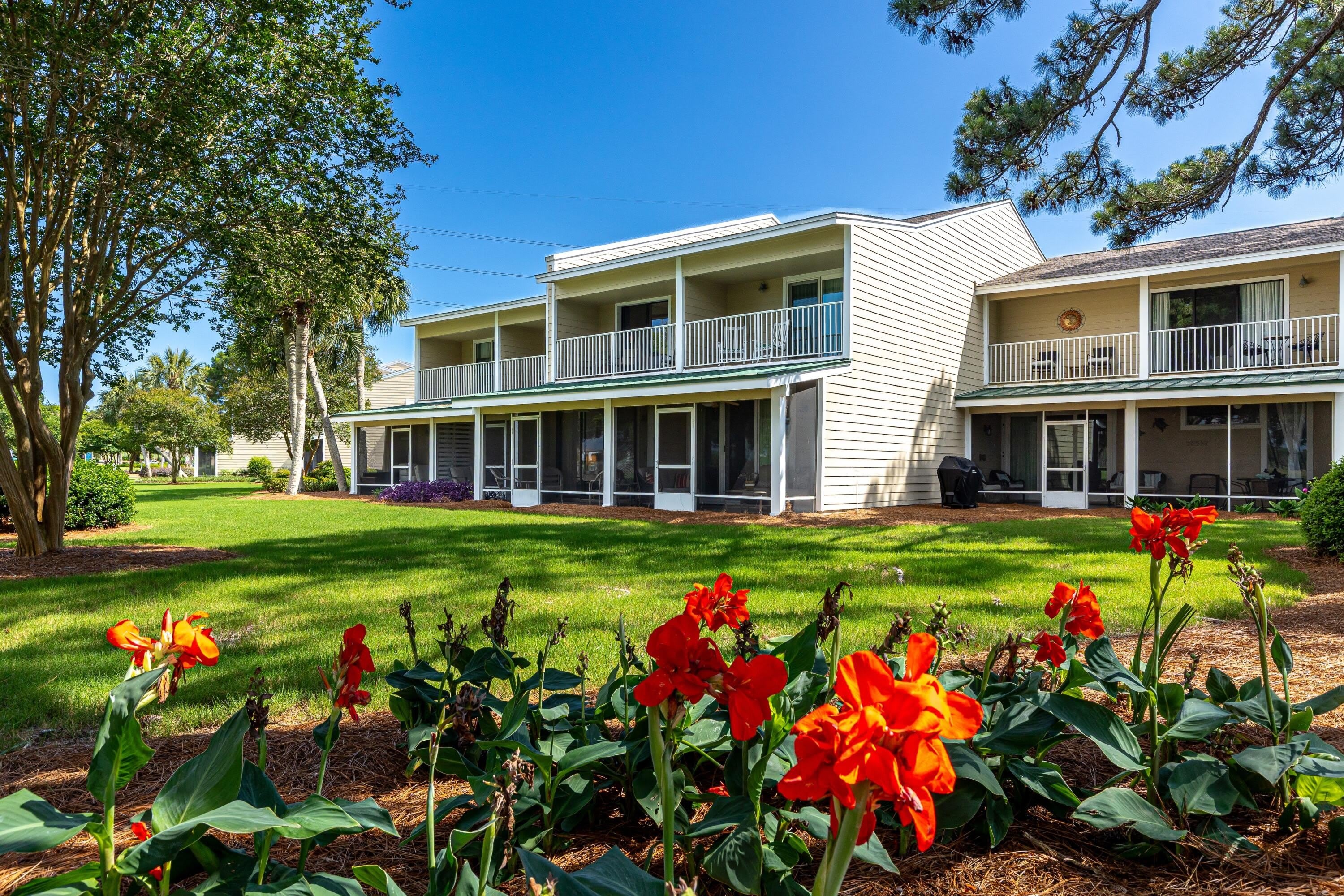 624 Bayou Drive – photo 2