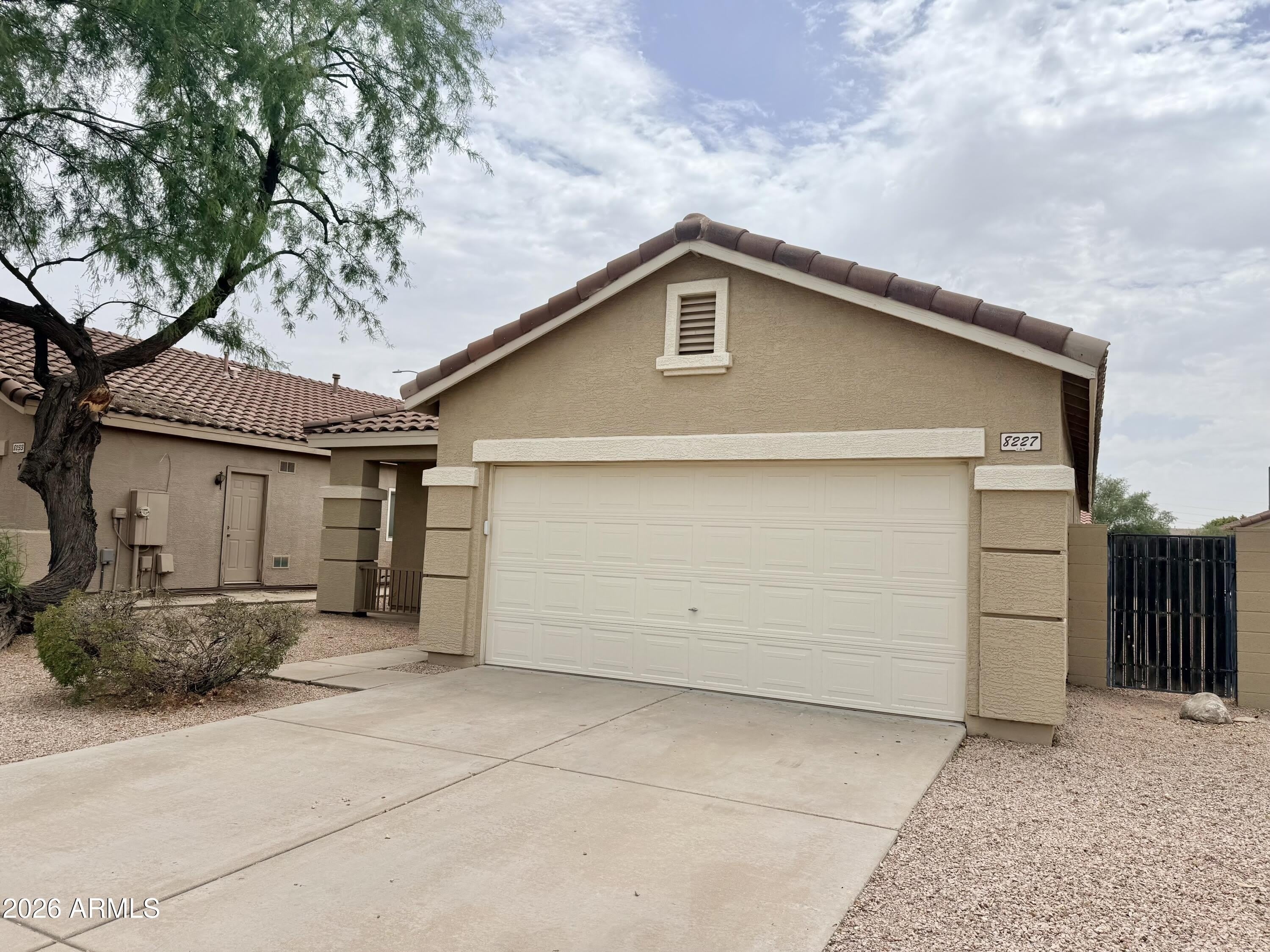 8227 E OSAGE Avenue – photo 3