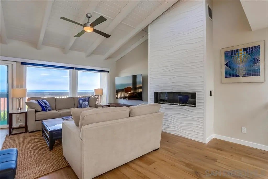 429 S Sierra Ave – photo 2