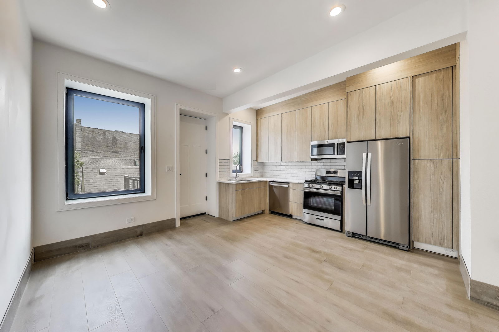 2023 North Drake Avenue – photo 1