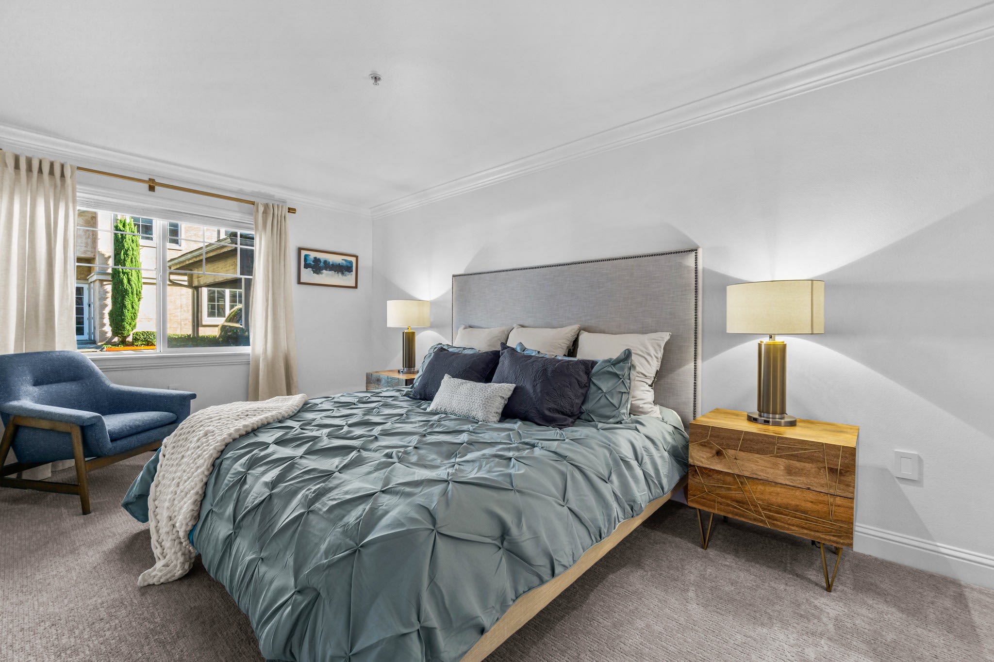 VILLAGGIO ON YARROW BAY – photo 3