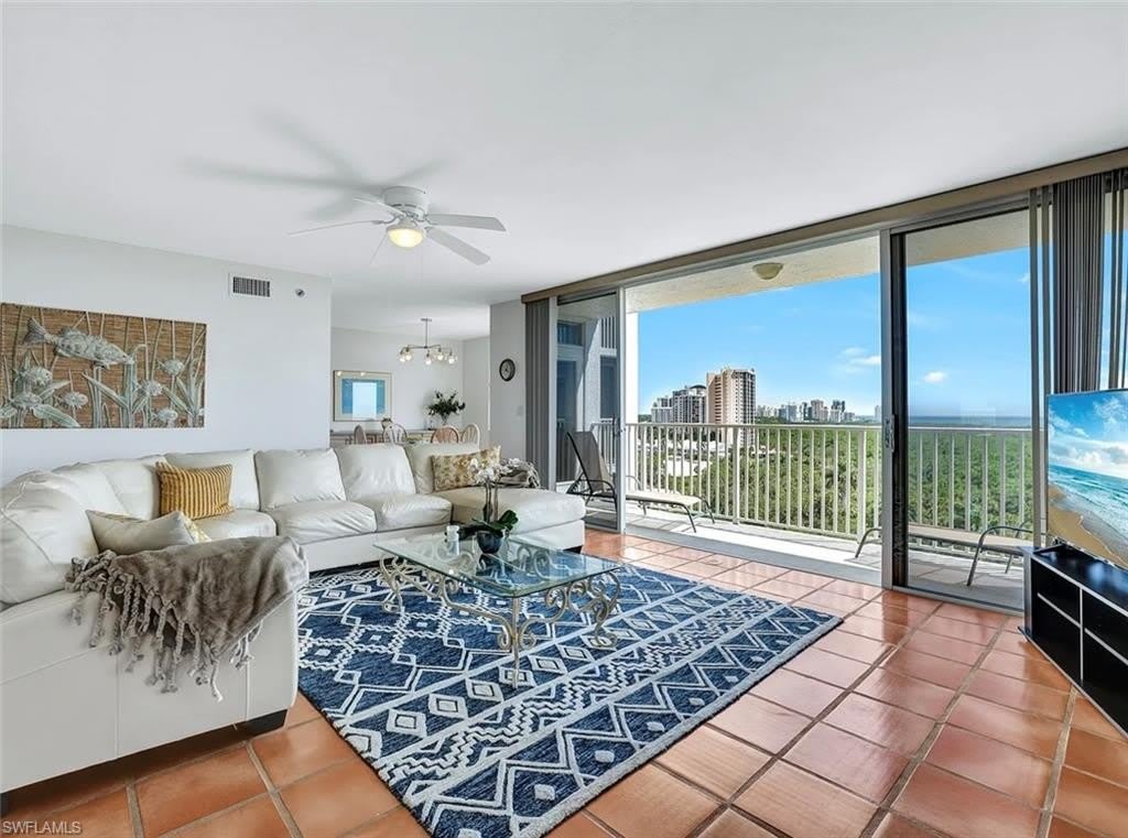 6361 Pelican Bay Blvd – photo 3