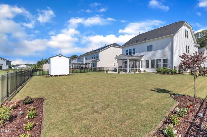 1526 Cloverfield Court – photo 1
