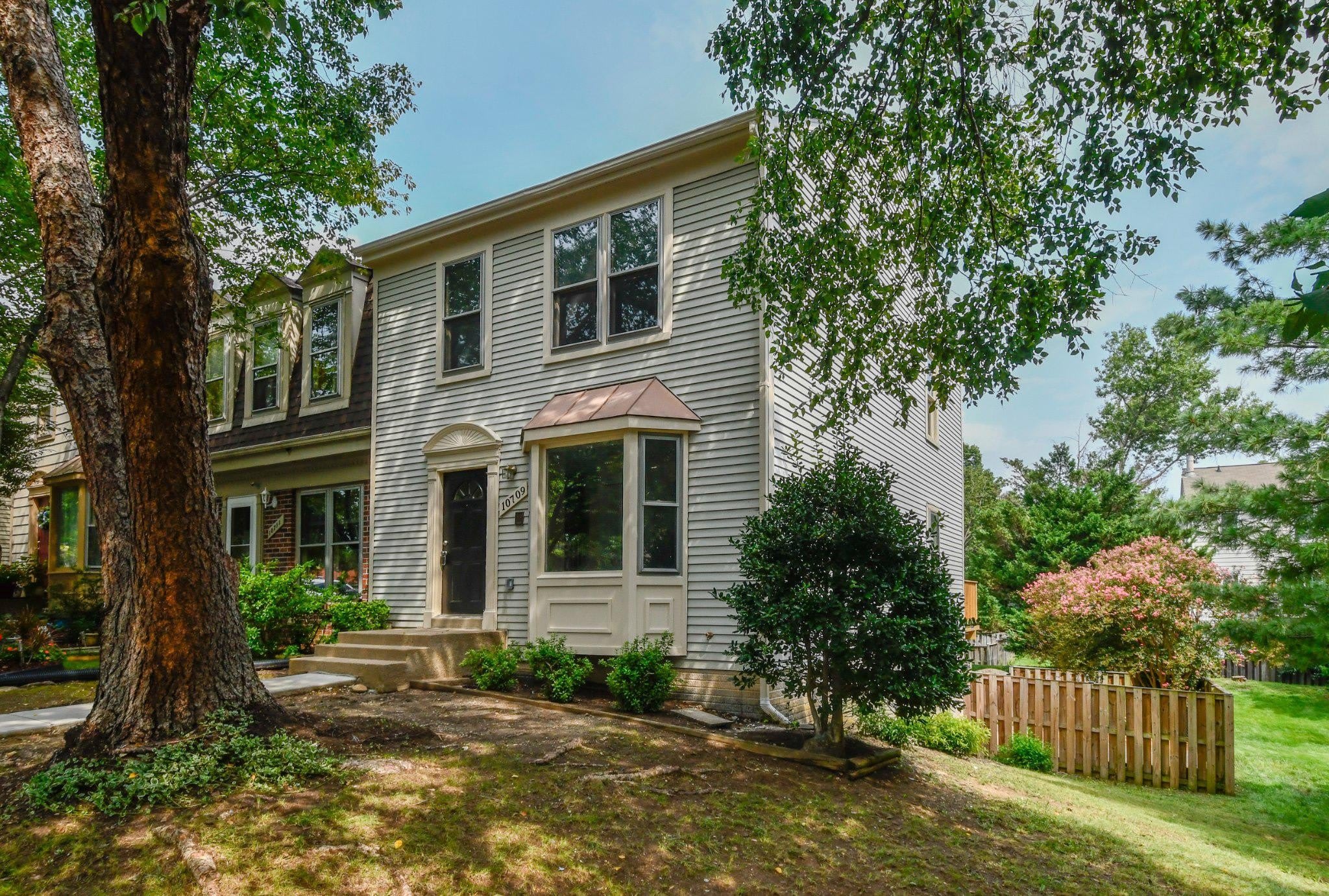10709 GIDEON Court – photo 1