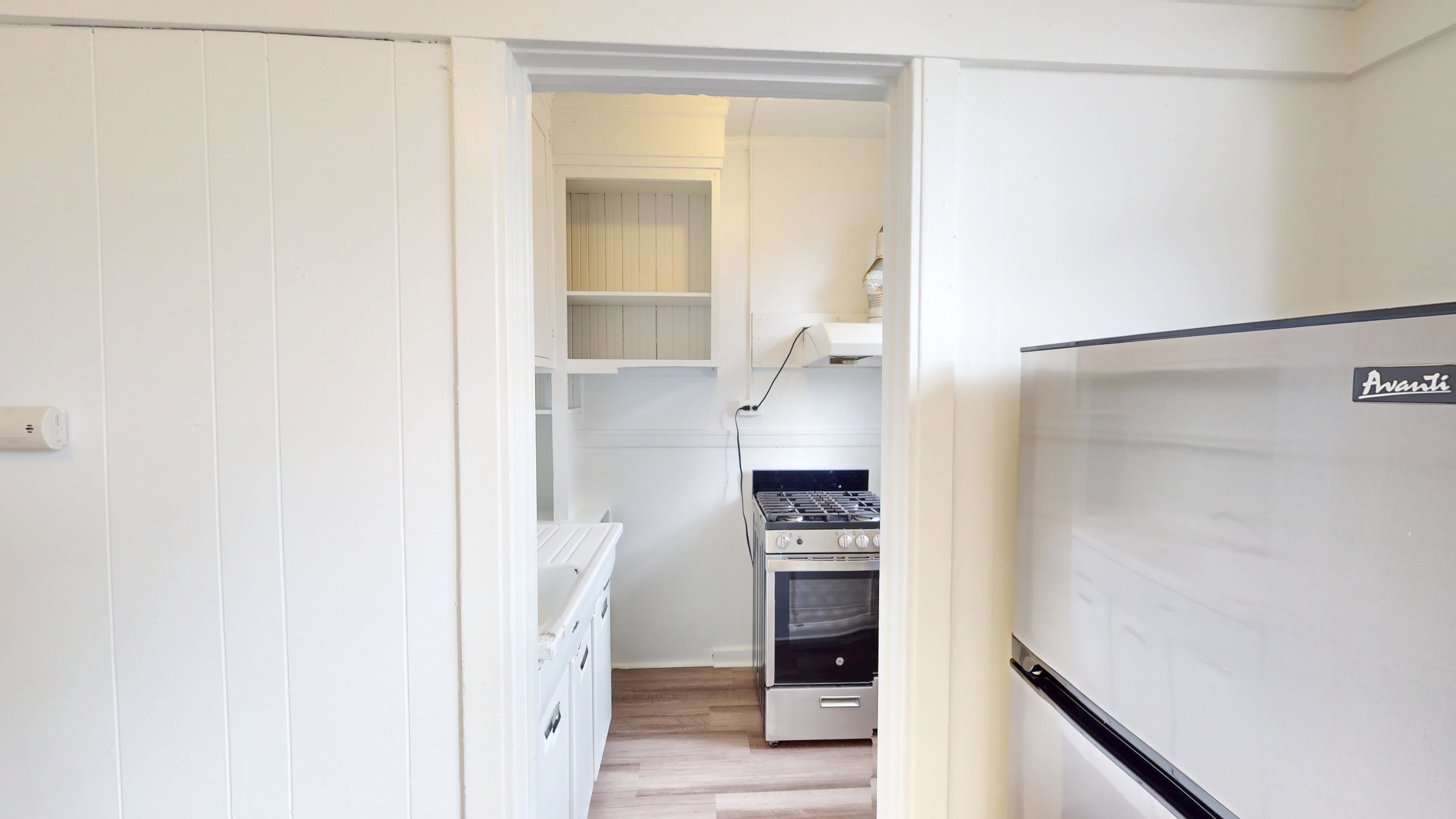 685 Geary – photo 2