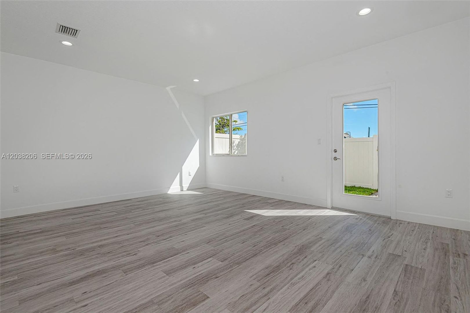 635 NW 30 Terrace, Pompano Beach, FL 33069 – photo 5
