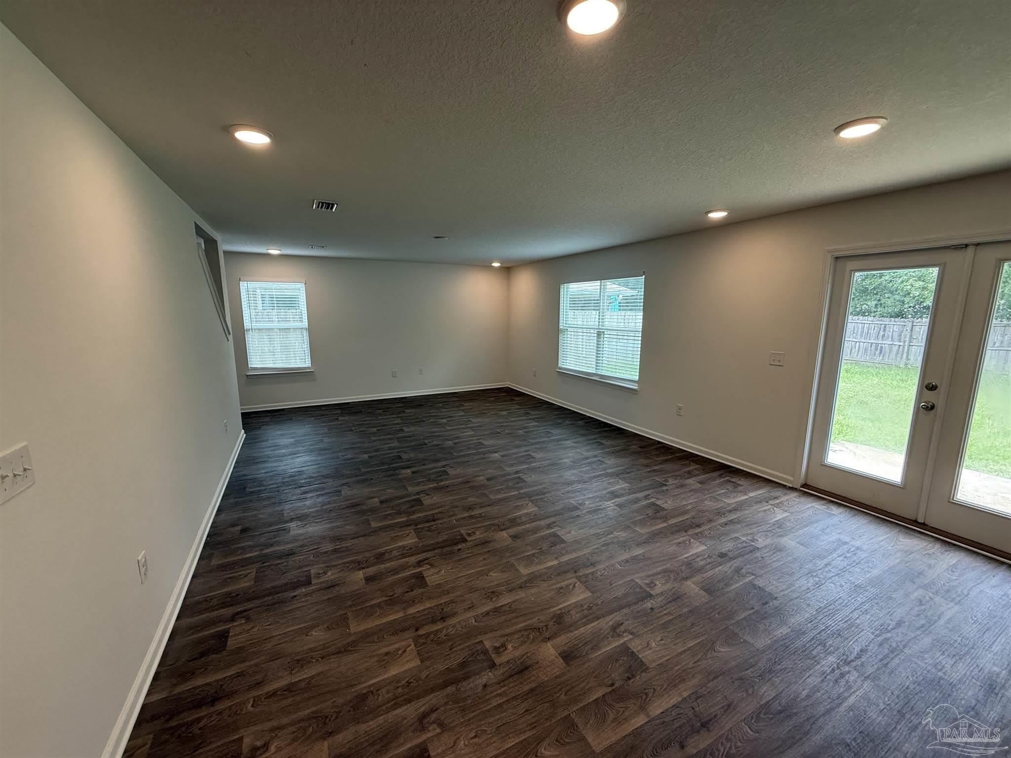 6422 Jerry Lynn Ln – photo 5
