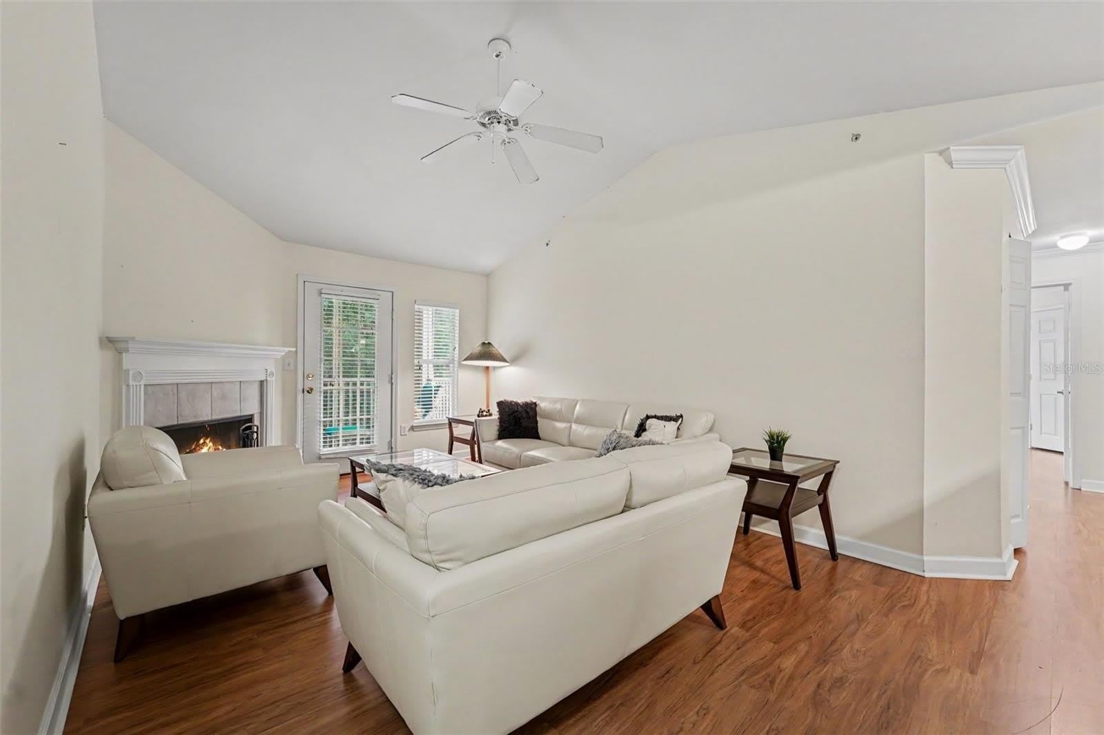 18193 STERLING GATE Circle – photo 4