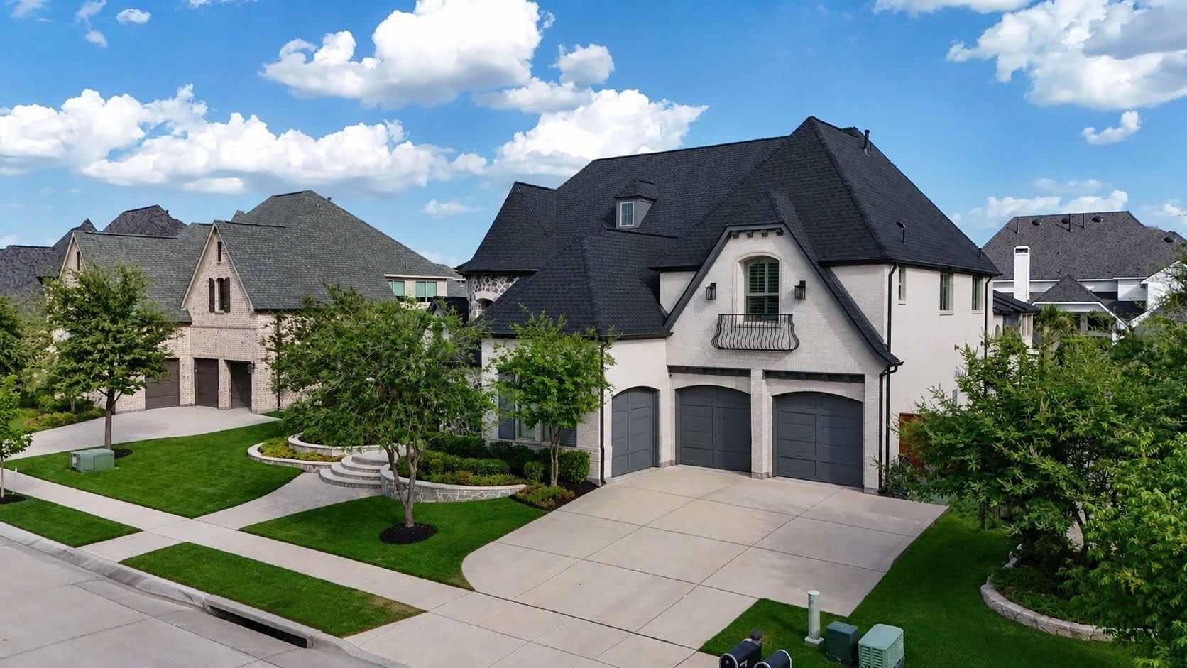 1410 Devonshire Drive – photo 4