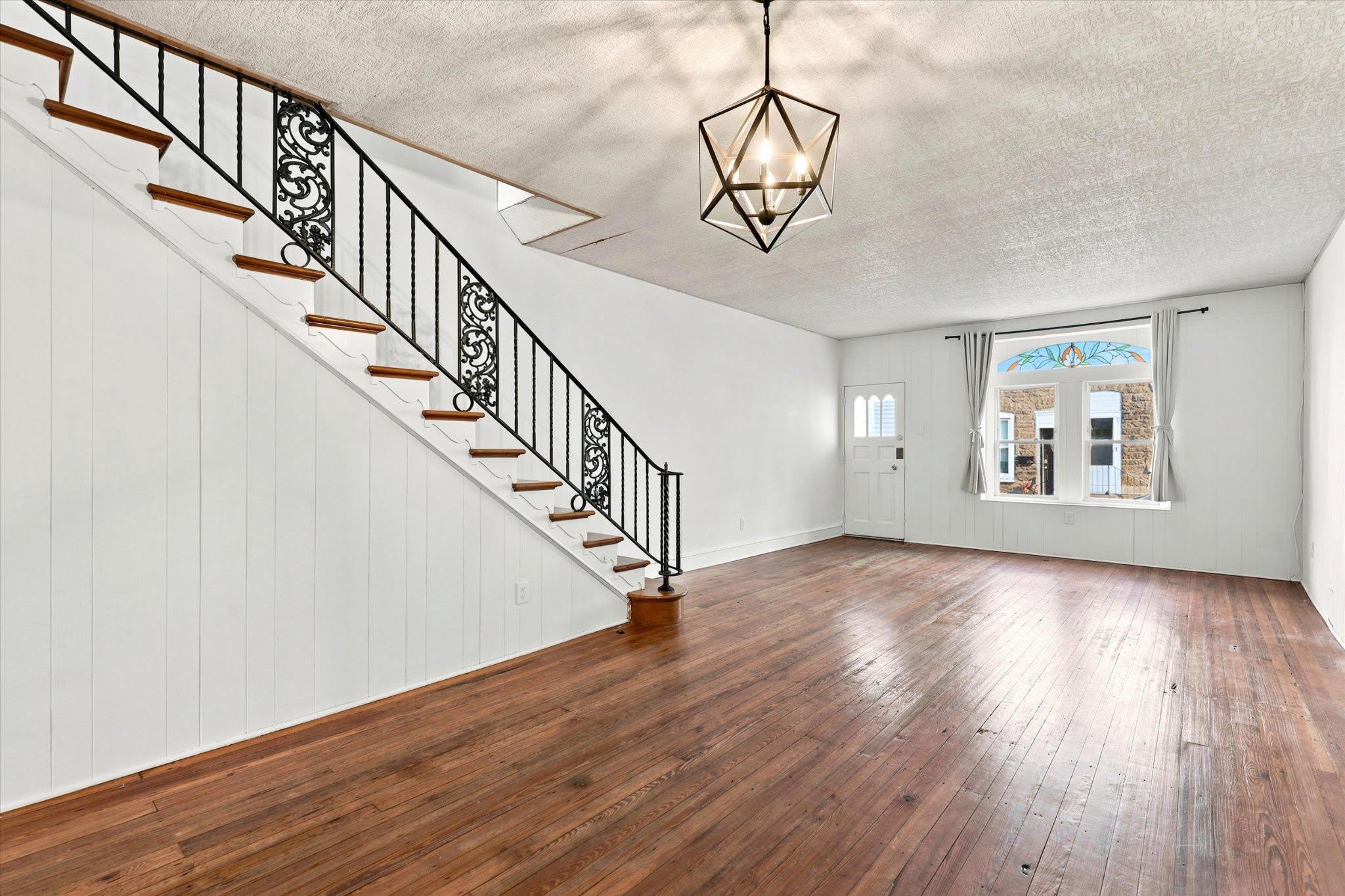223 WENDOVER Street – photo 2