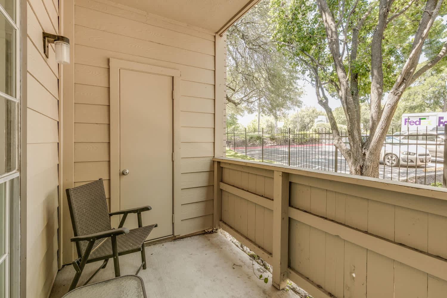 Sunrise Bluffs Apartment Homes – photo 5