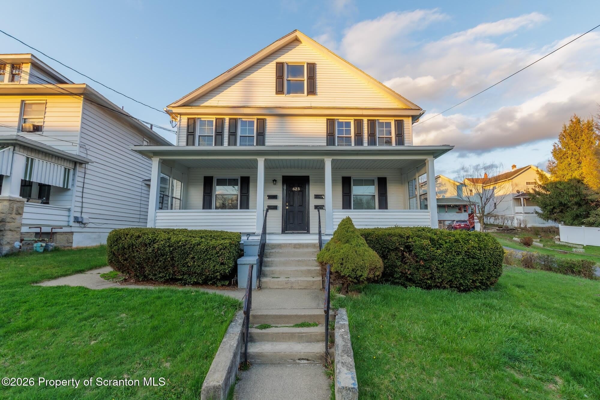 623 E Elm Street – photo 1