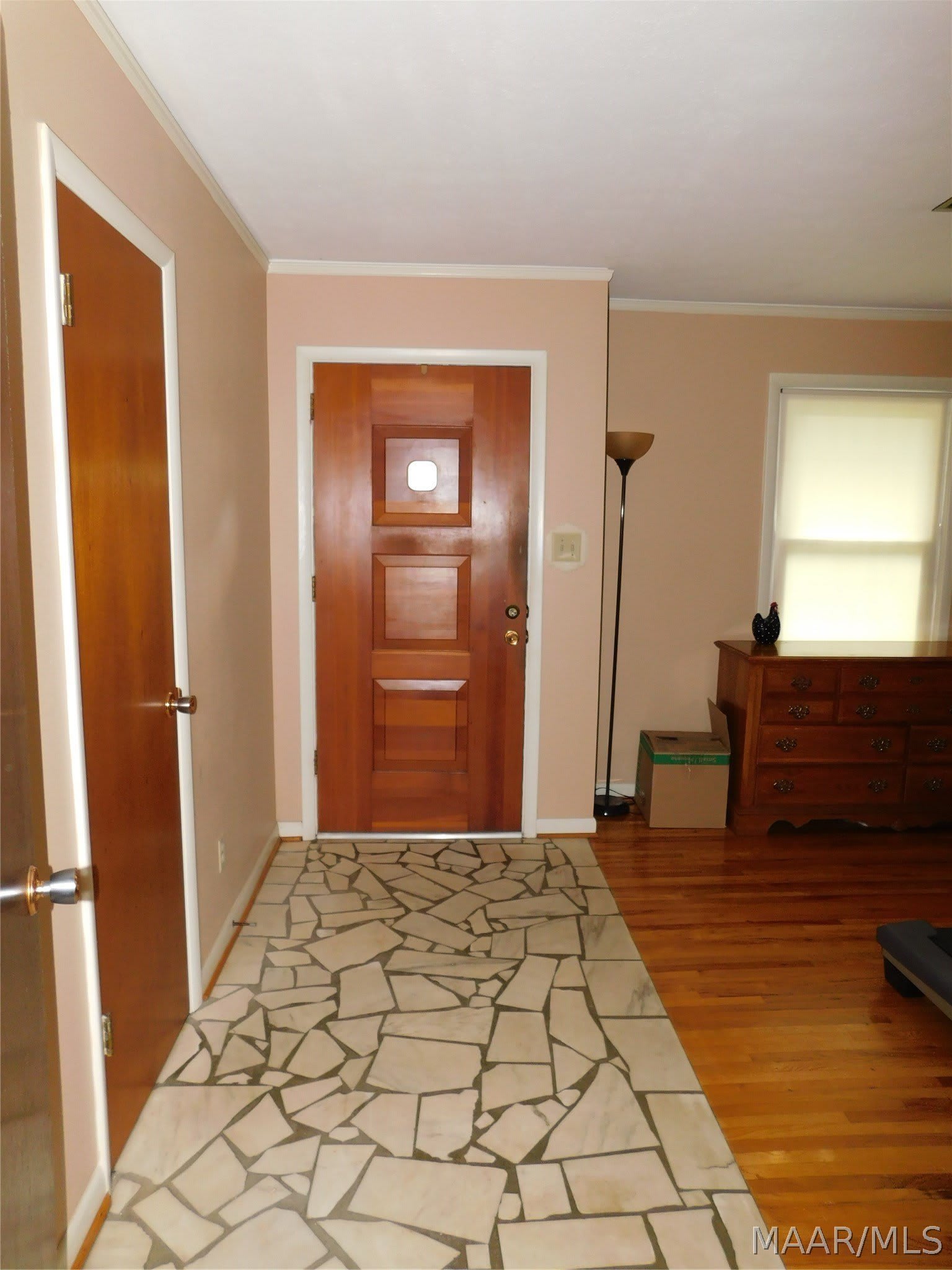 1203 Oates Road – photo 3