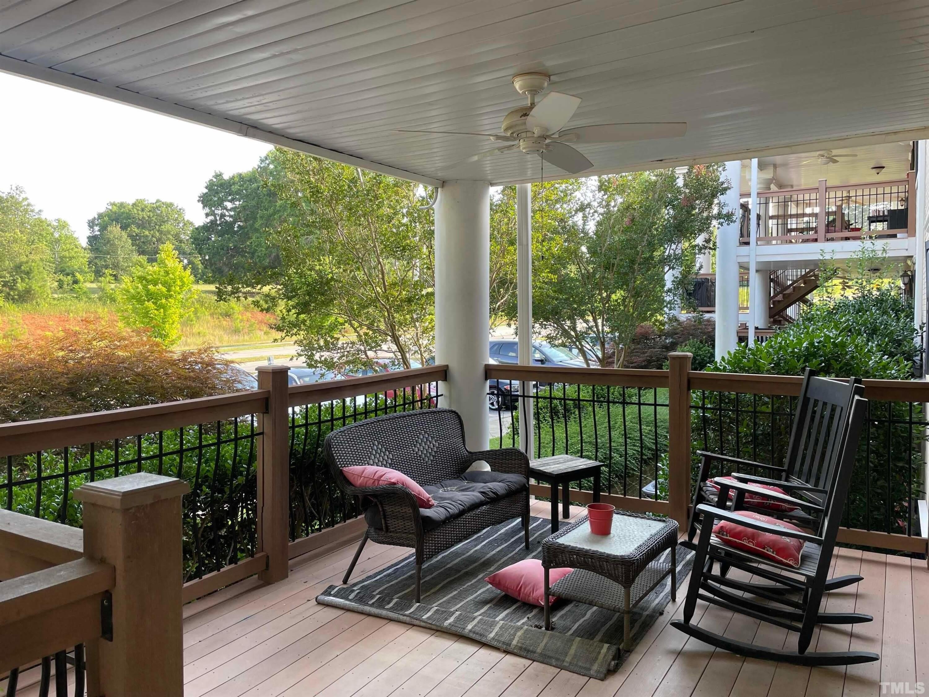 720 Bilyeu Street – photo 3