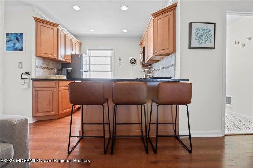2204 Grand Central Avenue – photo 3