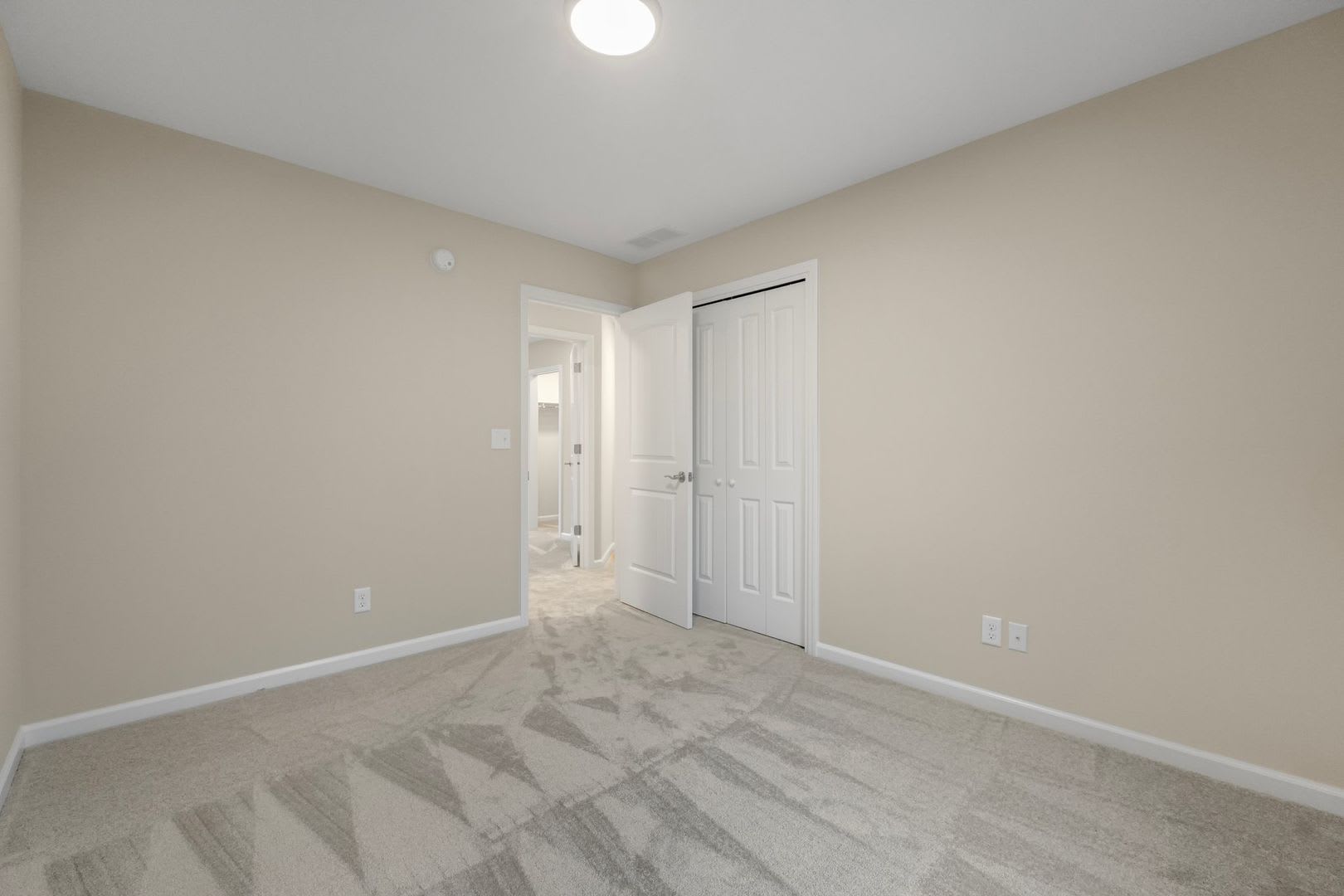 New Build w/ Attached Garage and Tons of Space – photo 5