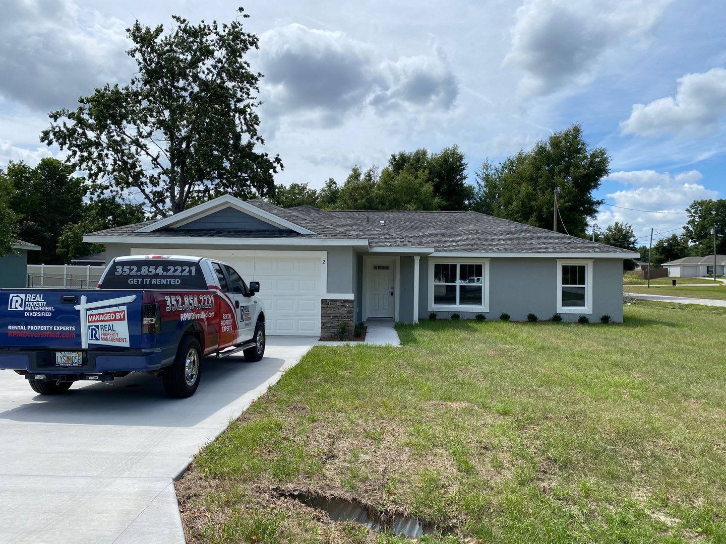 Not Ready For Showings Or Move In Until September Custom Home Desirable Se Ocala Neighborhood 3 2 2 Won T Last – photo 1