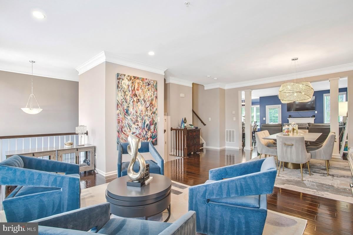 10805 LARIAT Way – photo 5