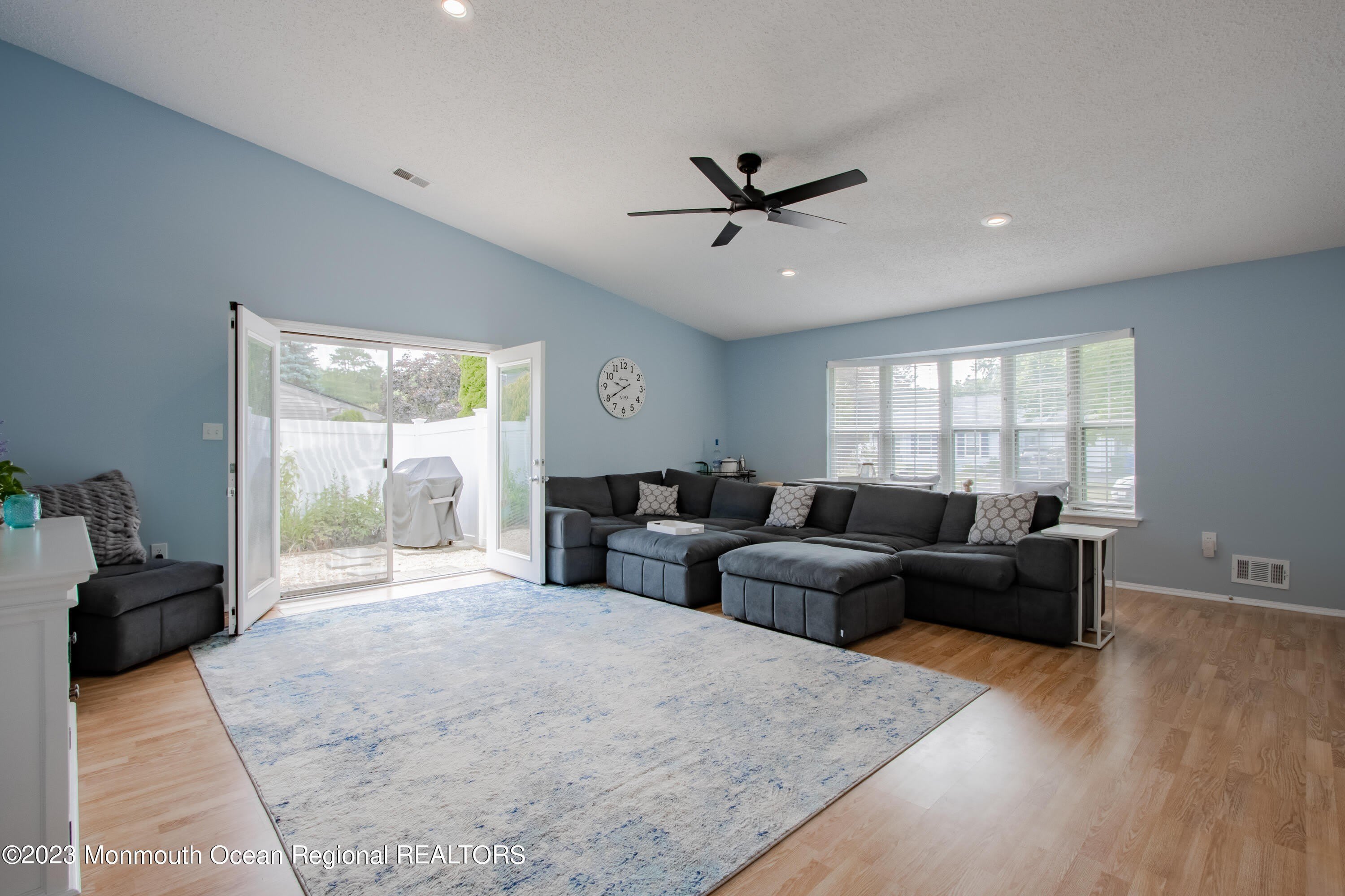 49 Williamsburg Drive – photo 4