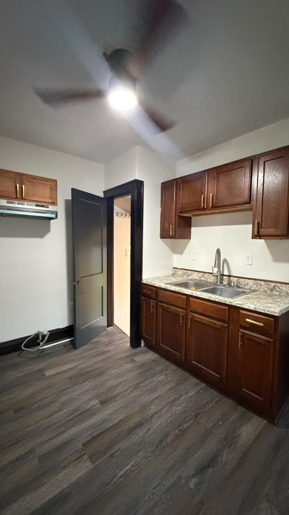 10009 Sladden Avenue – photo 5