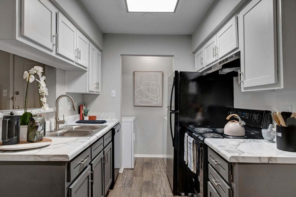 Emerald Place – photo 2