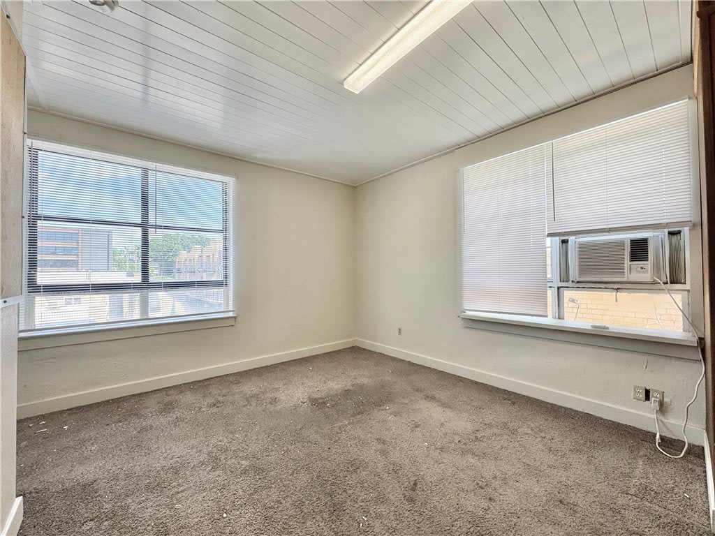 645 W Dickson Street – photo 3