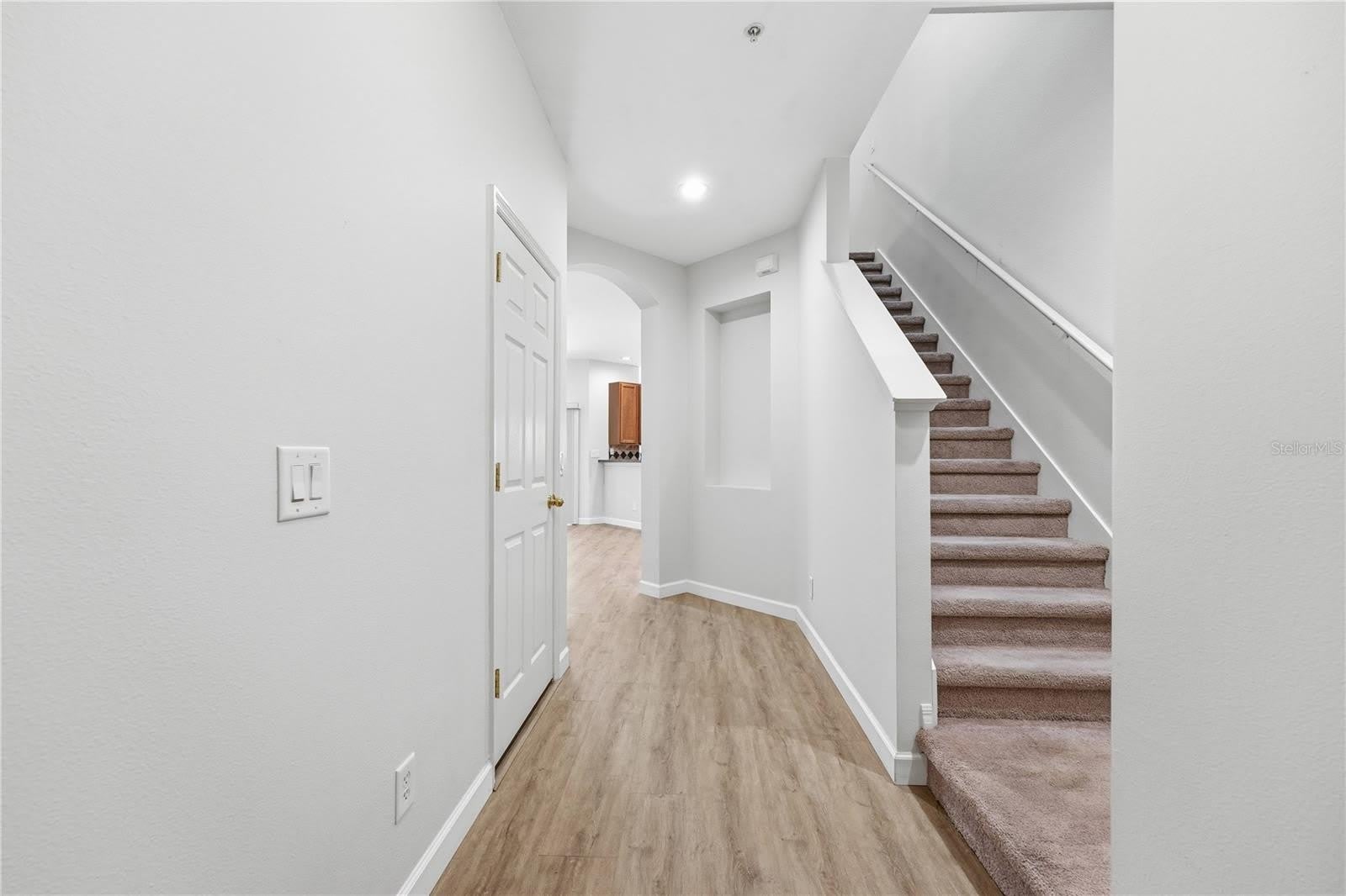 1346 GRANTHAM Drive – photo 4