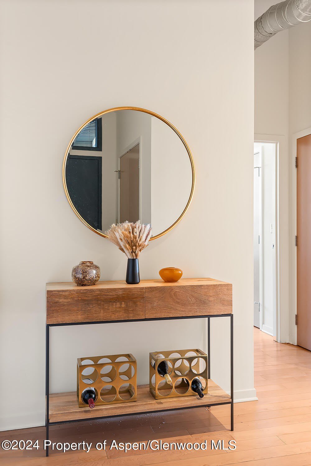 361 Robinson Street – photo 3