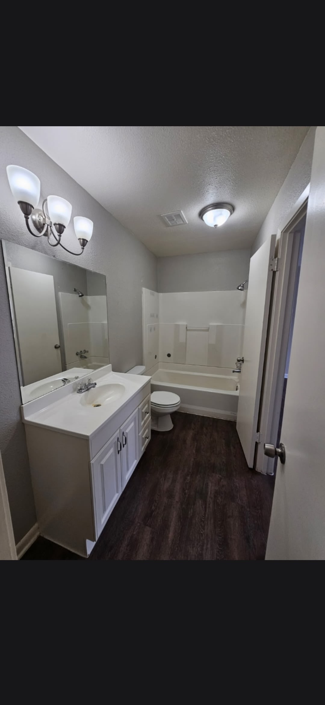 605 West Oak Street – photo 5