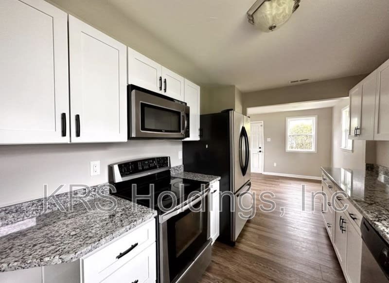 115 Orange Dr – photo 2