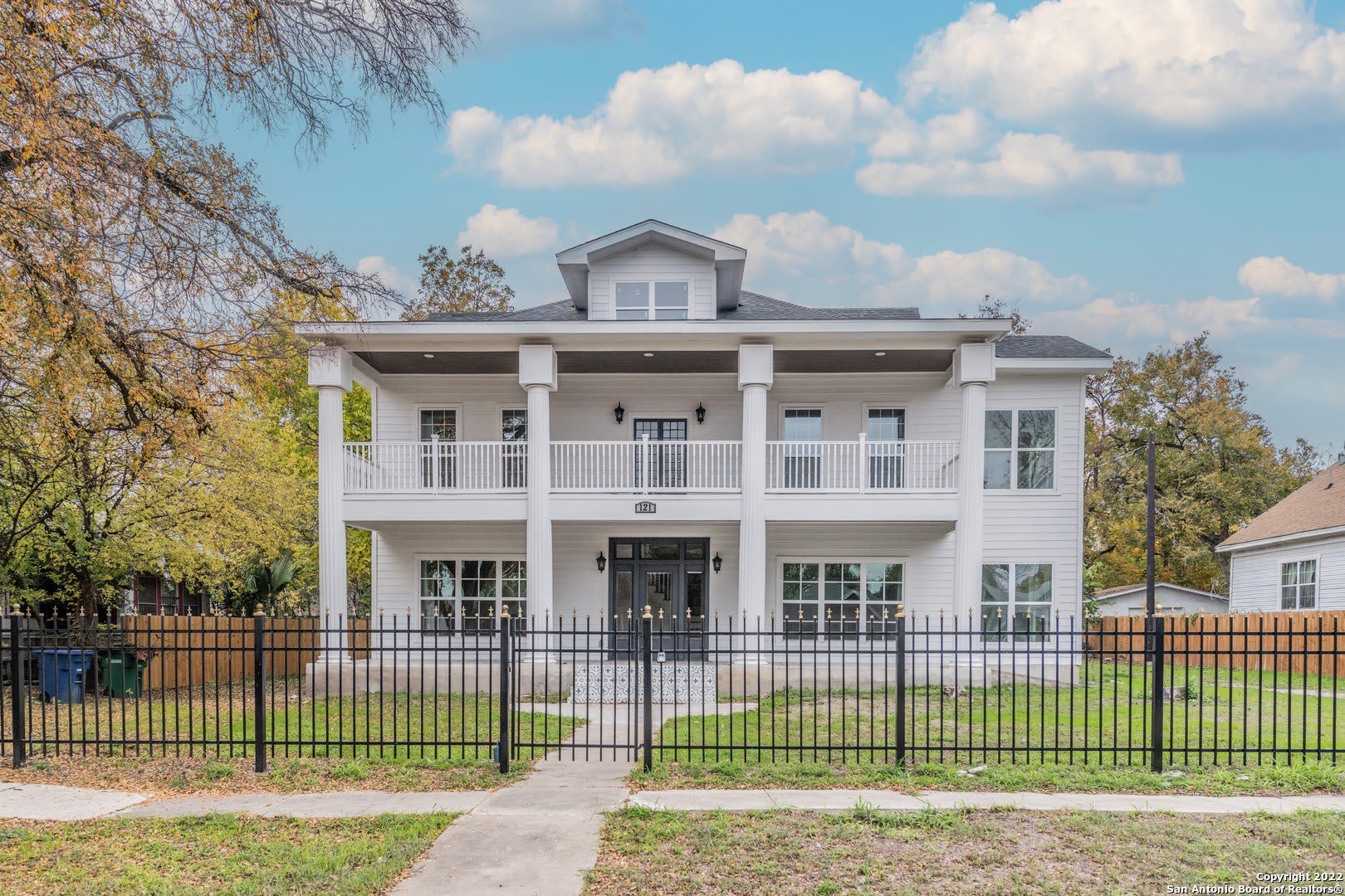 121 highland – photo 1