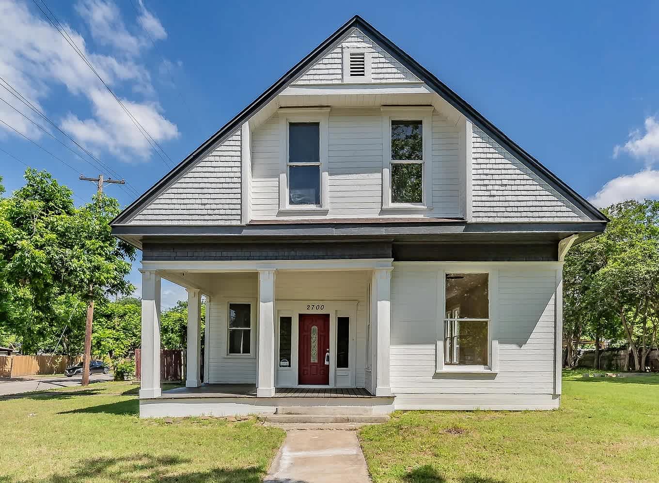 2700 Grim Avenue – photo 1