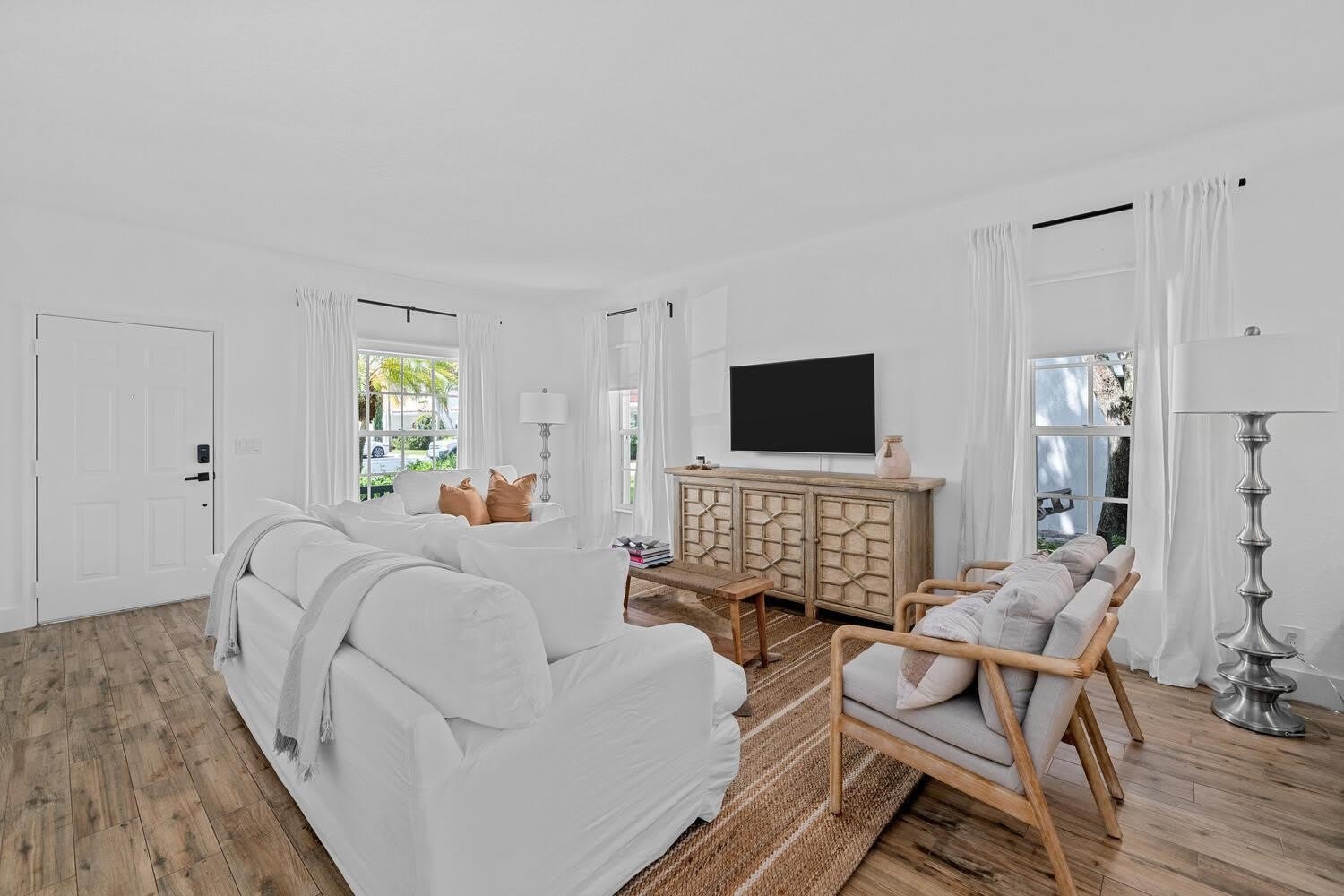 13531 Fountain View Boulevard – photo 2