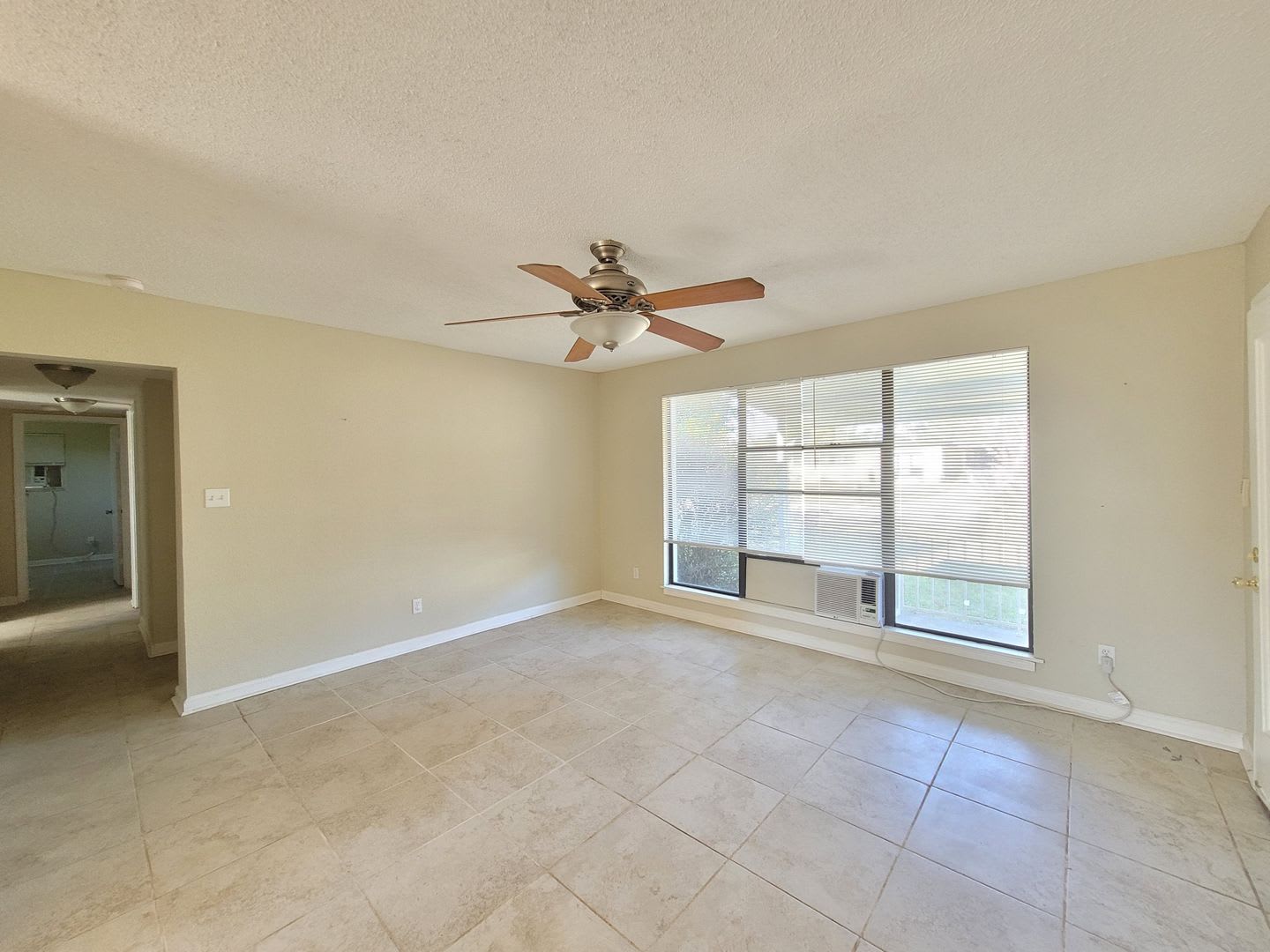 331 Emory Dr. Pensacola, FL: MOVE-IN SPECIAL: HALF OFF YOUR FIRST FULL MONTH’S RENT! – photo 5