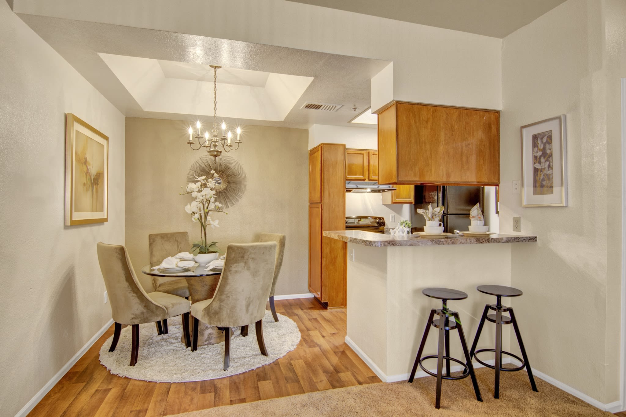 Atrium Court Apartment Homes – photo 5