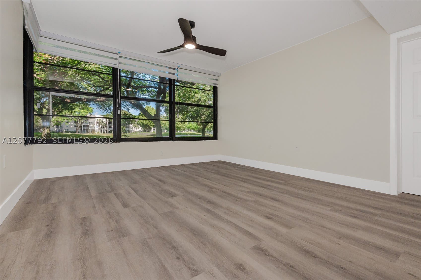 1709 Whitehall Dr – photo 5