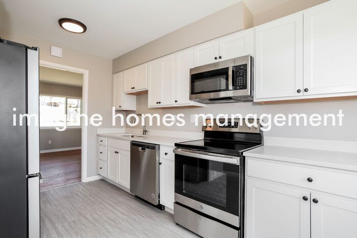 10755 Plainfield Road – photo 5