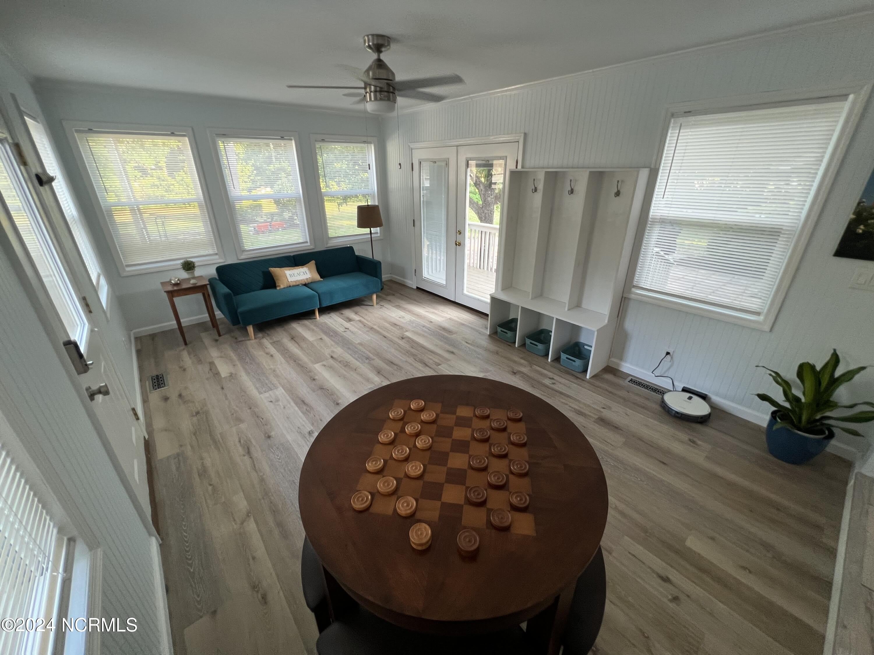 518 Rose Avenue – photo 5