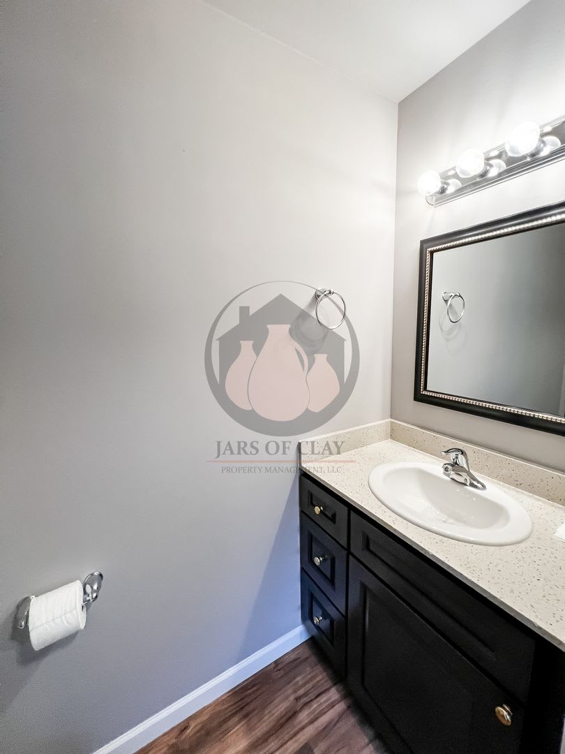 Charming Newer Construction Townhome – photo 5