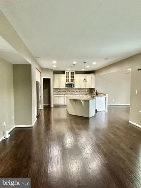 210 Parker Drive – photo 4