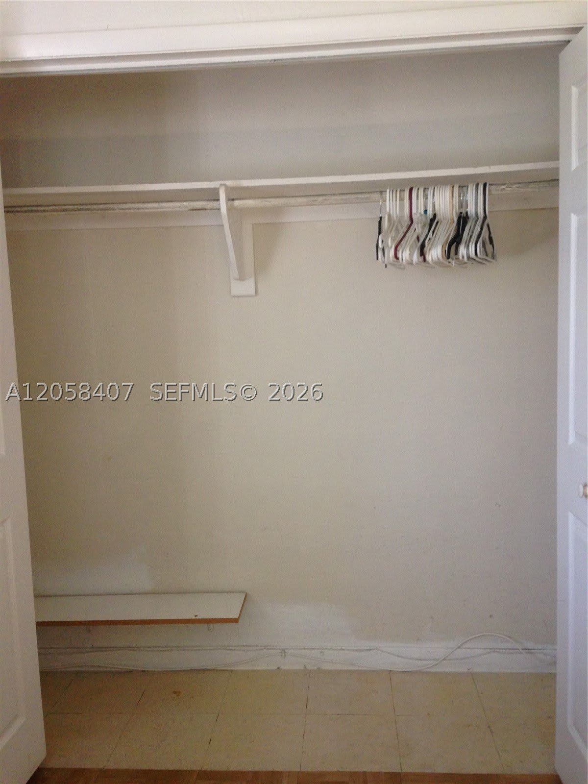 2734 SW 24th Ter – photo 4