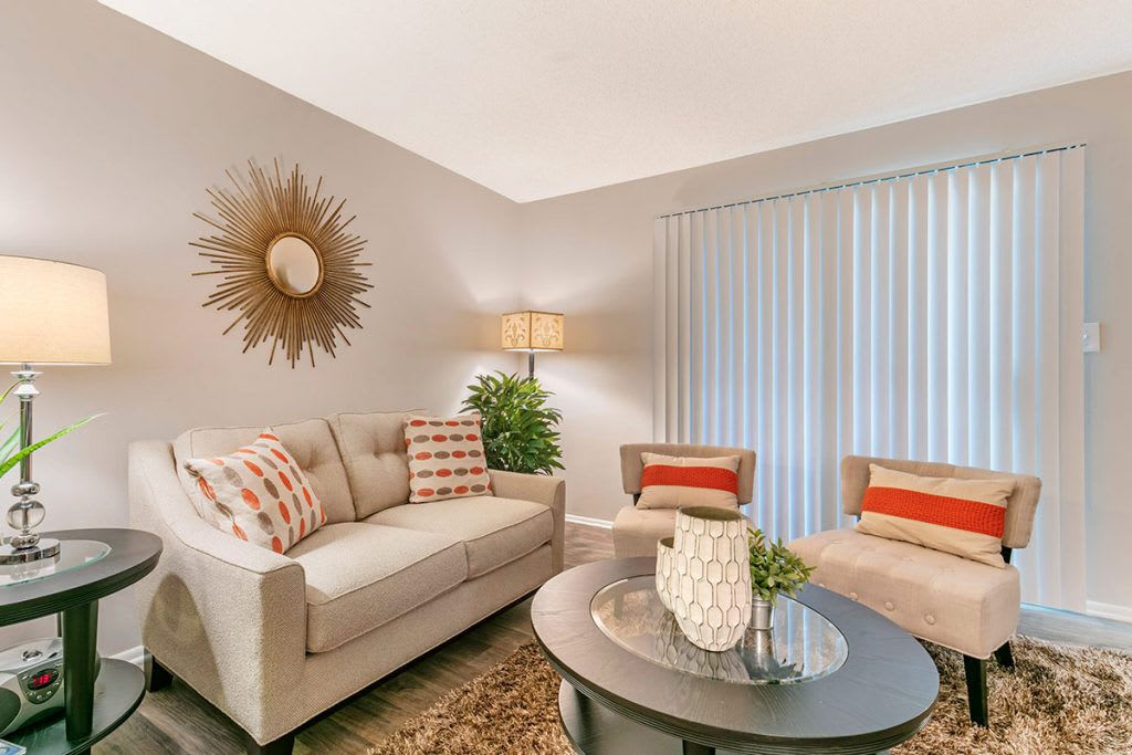 The Commons At University Square Apartments – photo 2