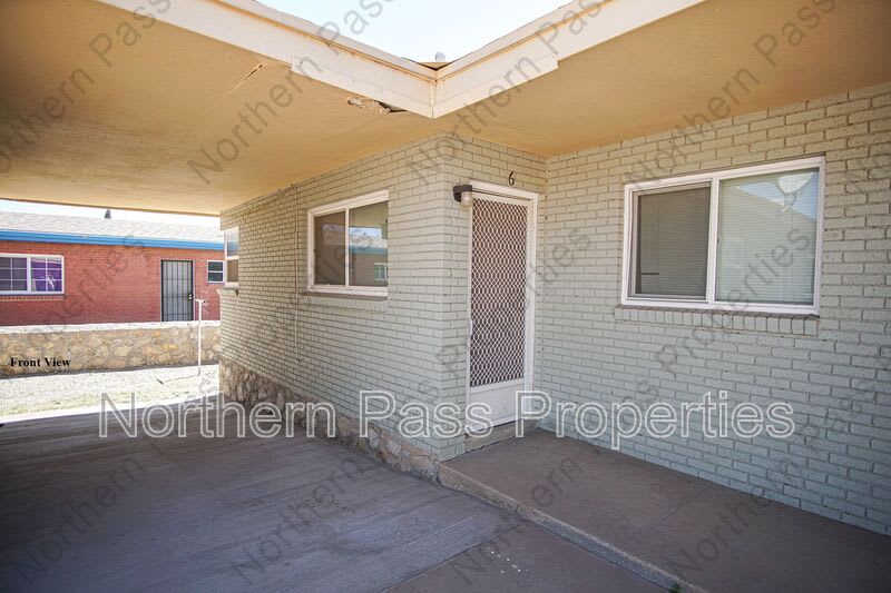 1317 Saint Johns – photo 2