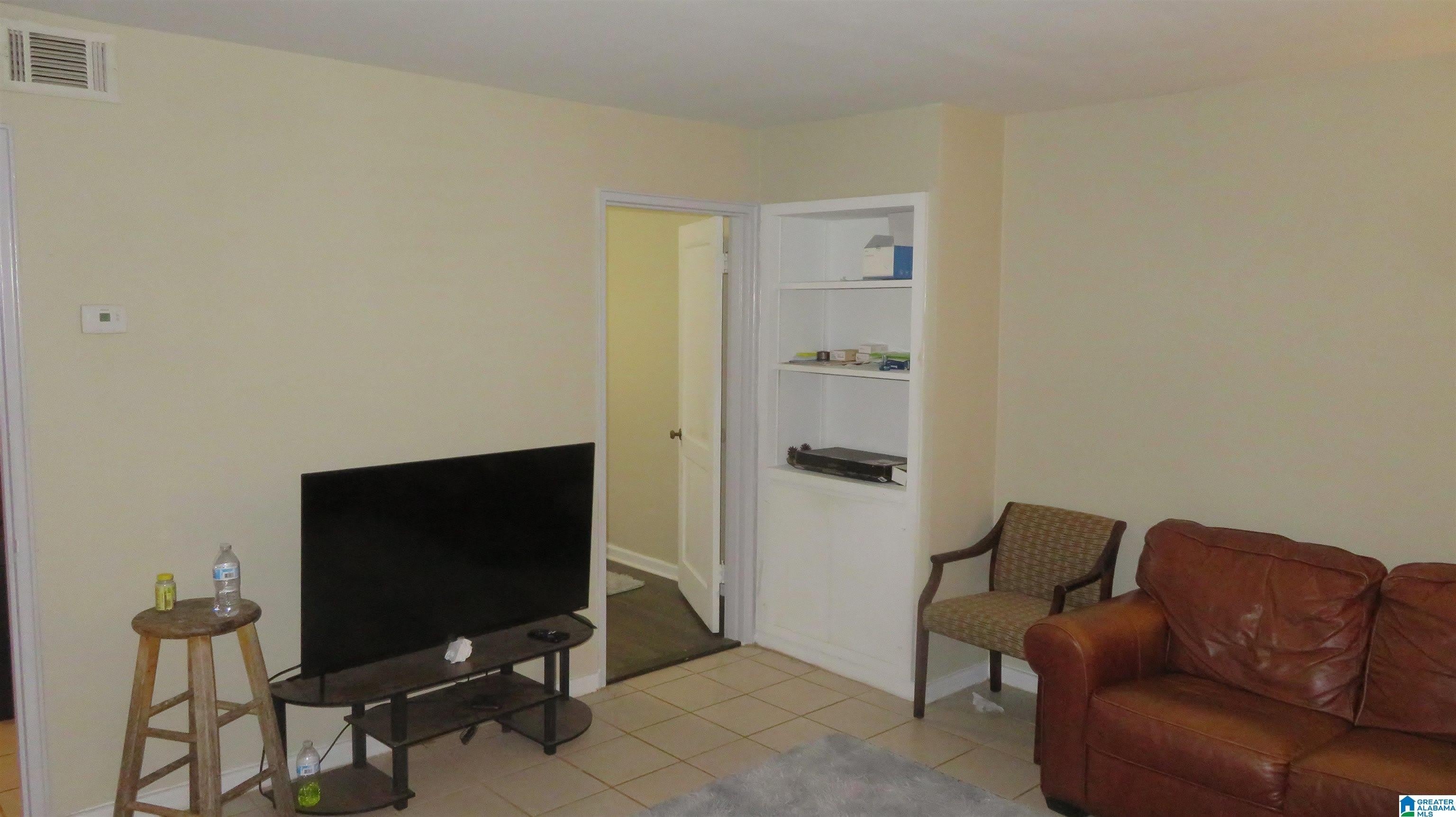 1731 VALLEY AVENUE – photo 3