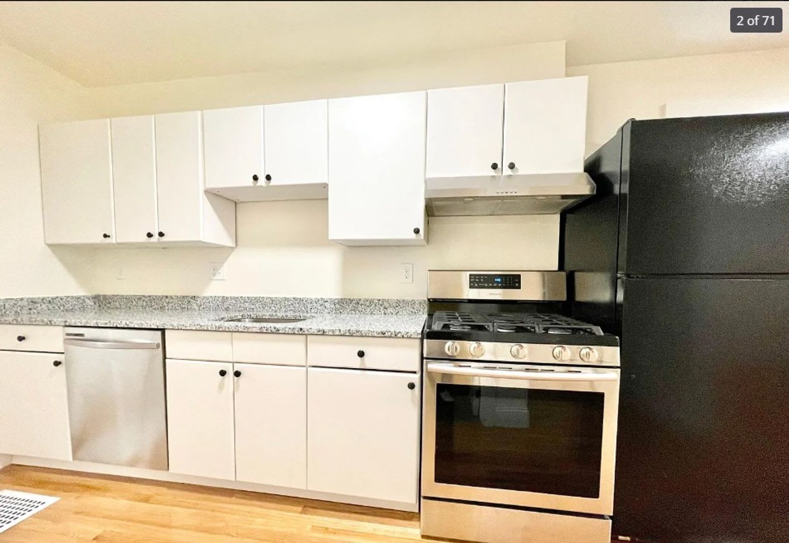 Nicely Renovated Pet Friendly 3 Bed In South Boston – photo 1