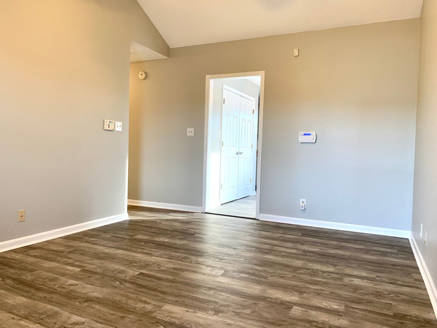 1936 Timberline Cir – photo 3