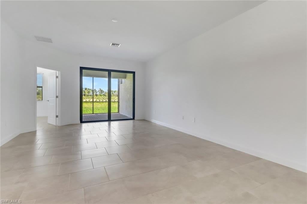19588 Hinkley Dr – photo 5