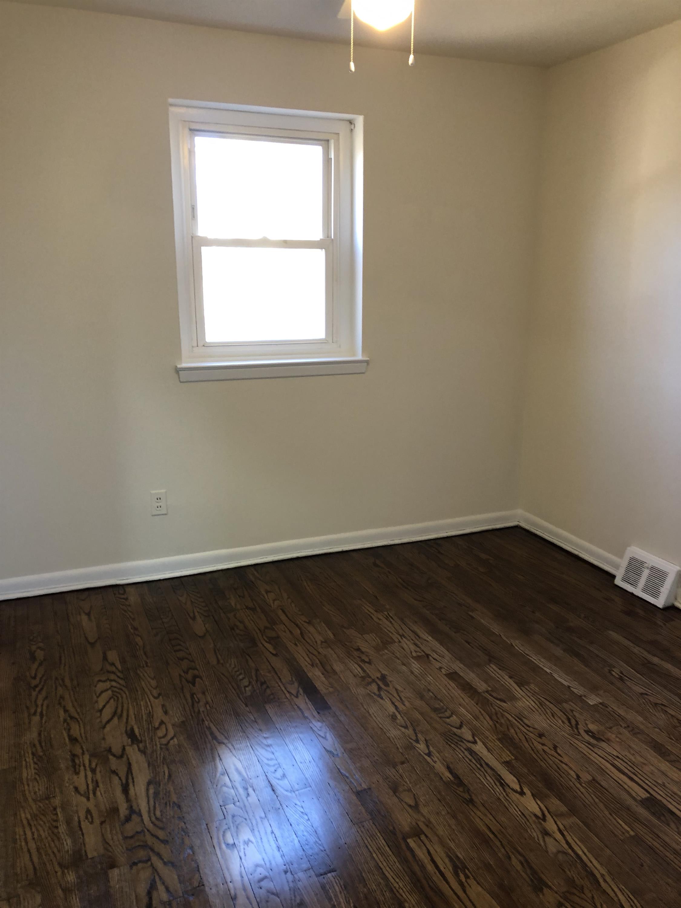 217 South Parkway Boulevard – photo 4